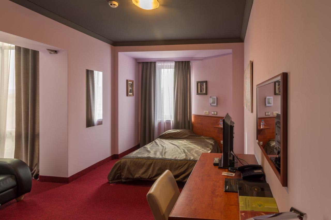 Diplomat Plaza Hotel & Resort 루코비트 외부 사진